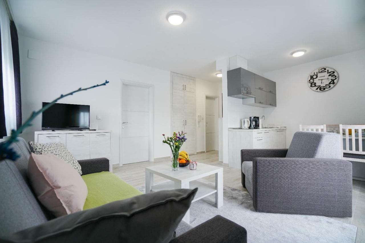 Apartmani Zupan Sukošan Eksteriør bilde